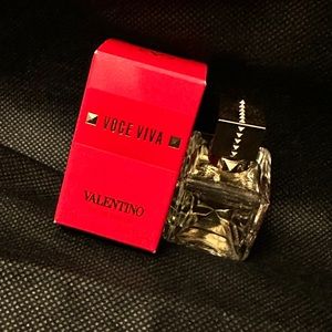 VALENTINO VOCE VIVA Perfume